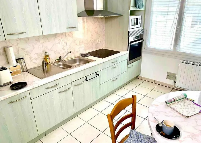 Maison 3 Ch. Garage, Jardin, 10 Min Circuit Le Mans